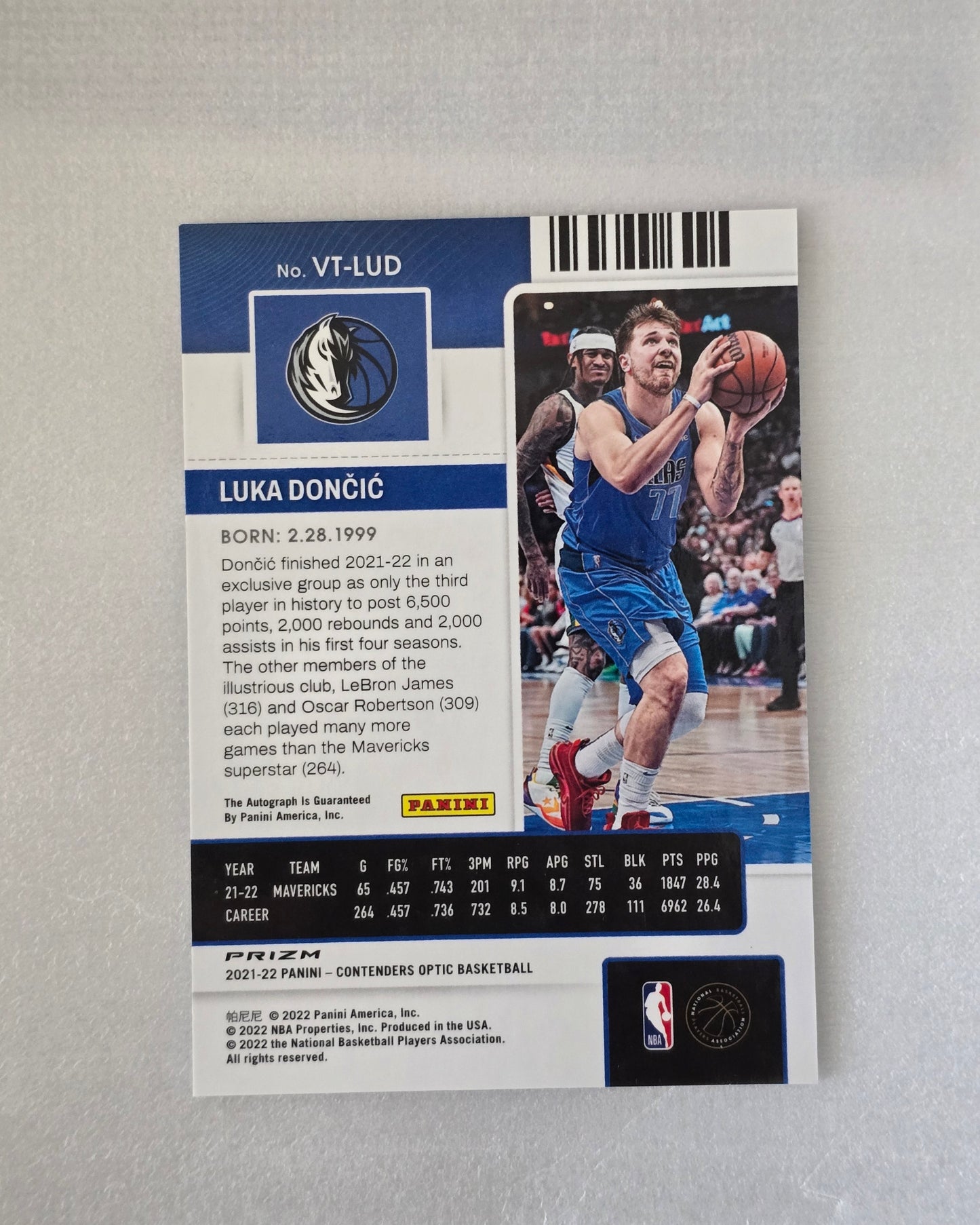 2021-22 Panini Contenders Optic Luka Dončić Veteran Ticket Auto